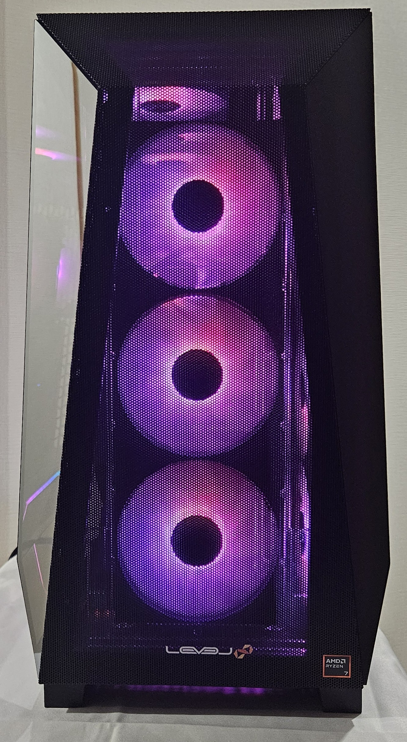 LEVEL-R8B8-LCR9ZZ-VKX[RGBBuild]の製品画像