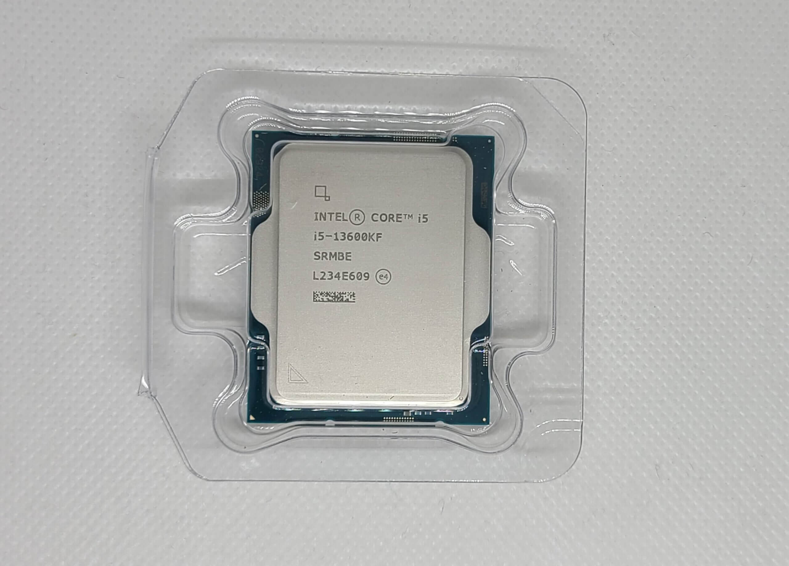 Core i5 13600KFのCPU本体