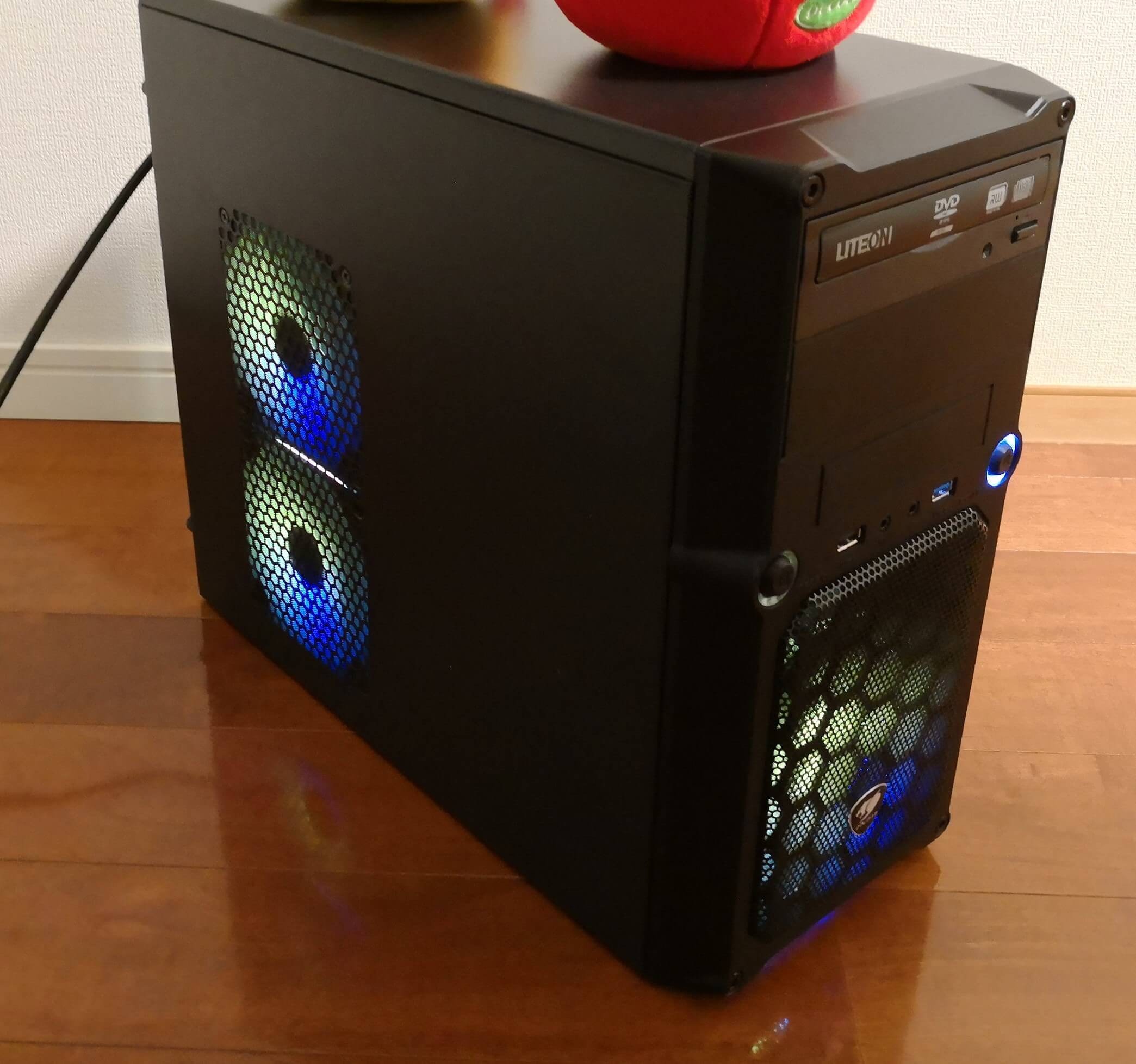安いPCケースの質感