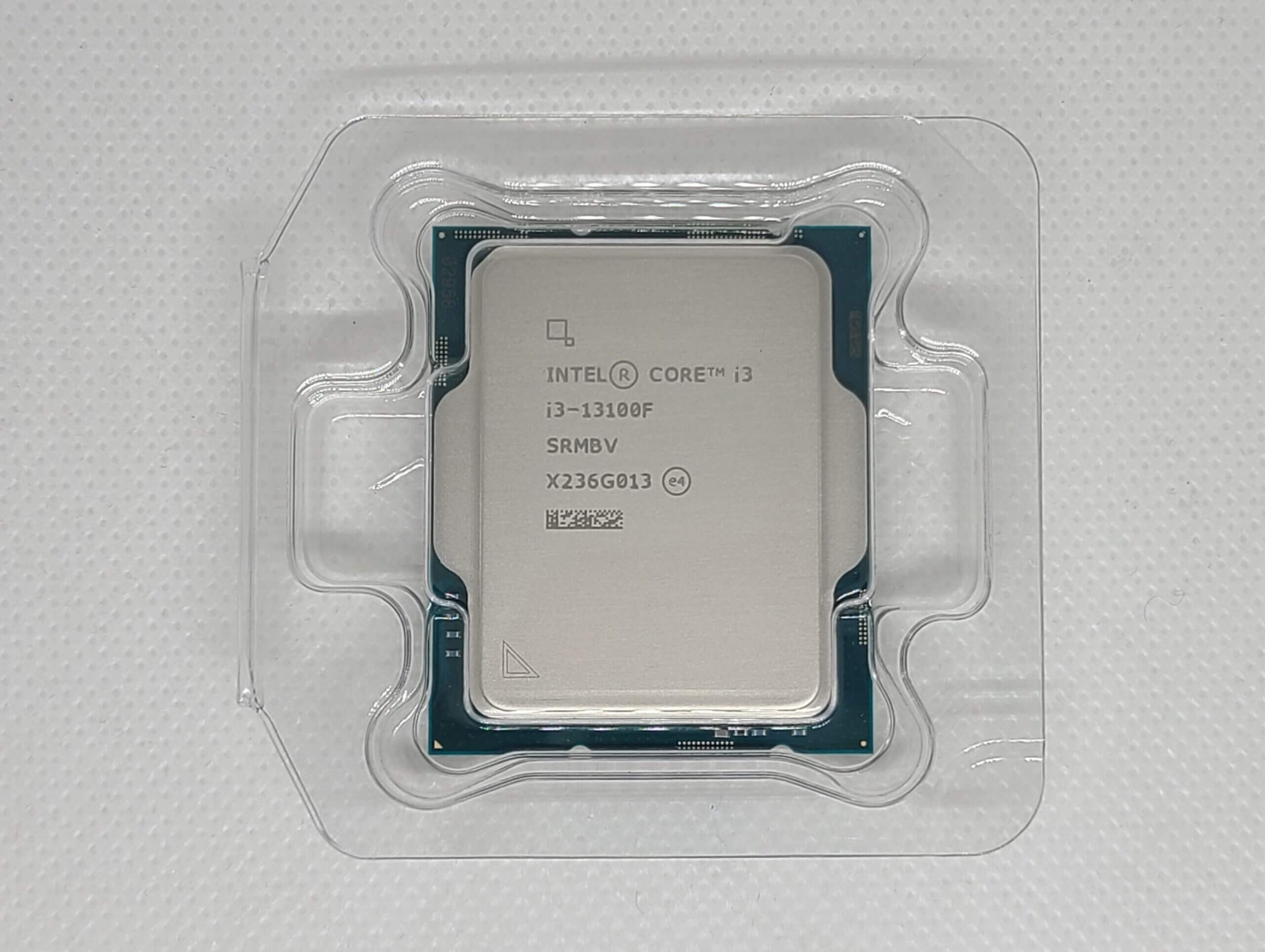 Core i3 13100FのCPU本体