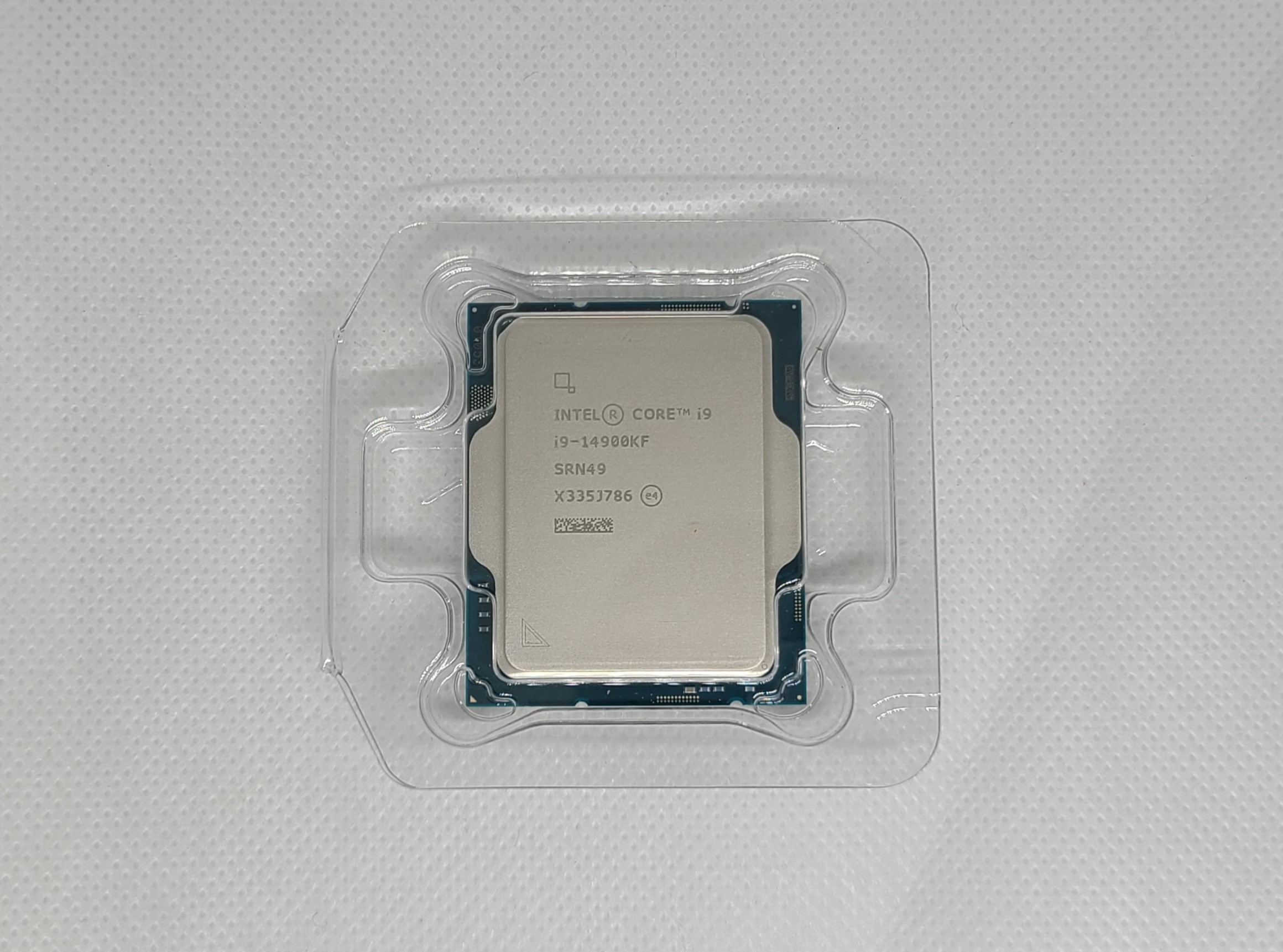Core i9 14900KFのCPU本体