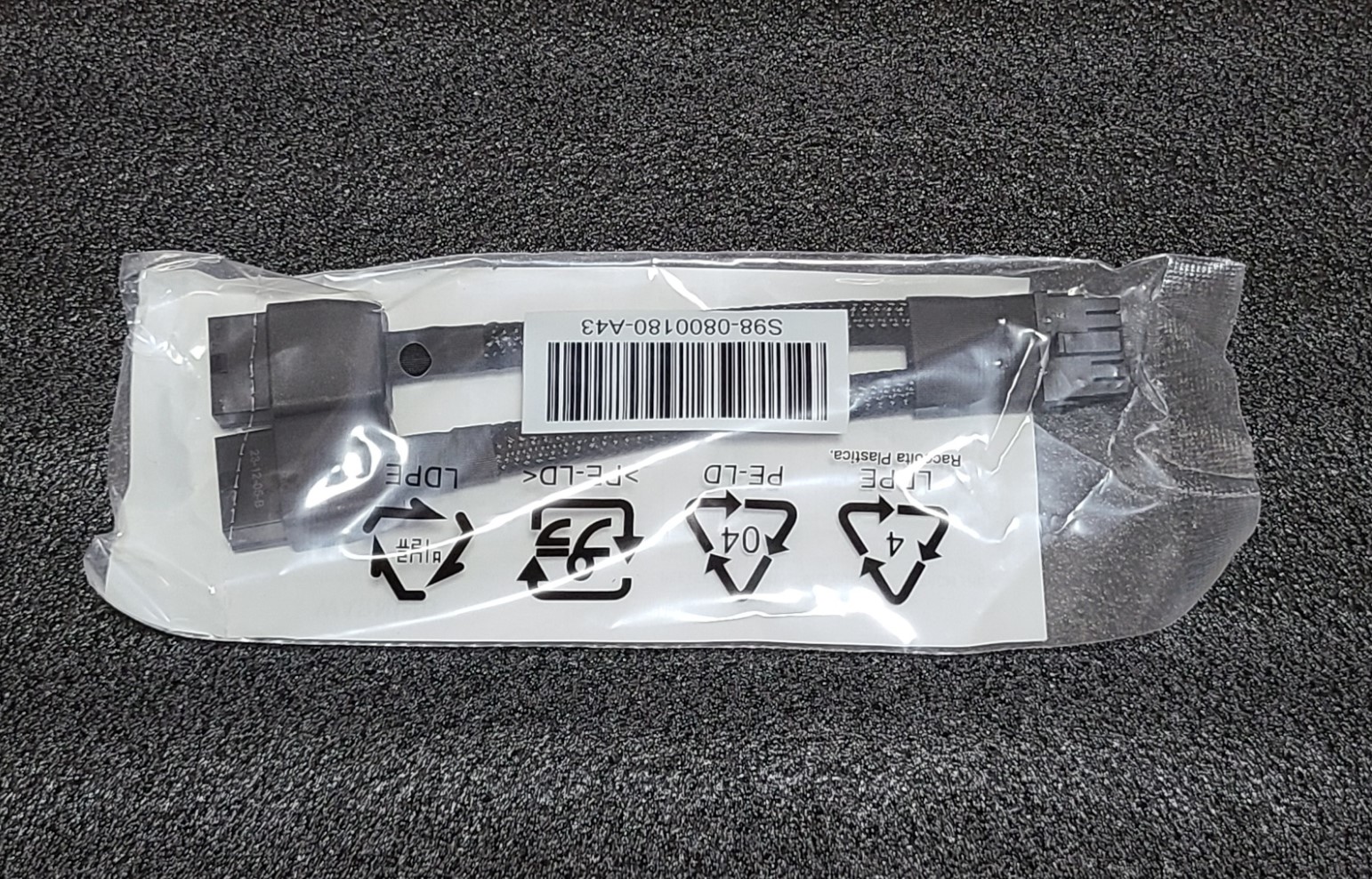 12VHPWRの変換ケーブル