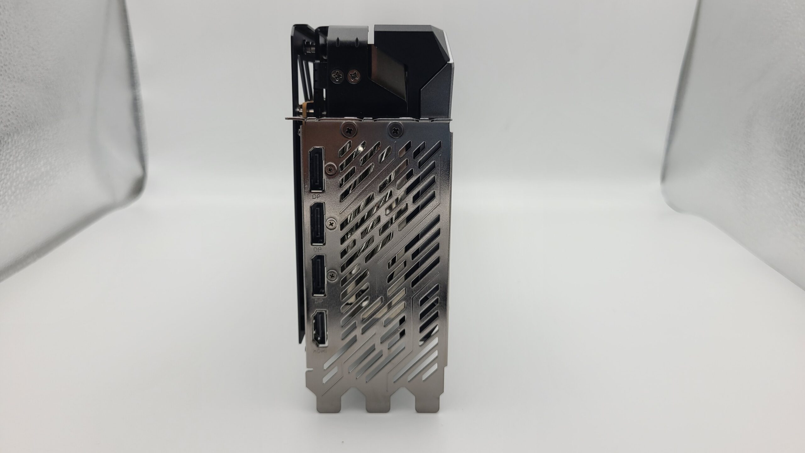 ASRock RX 9070 XT TAICHIのアウトプット