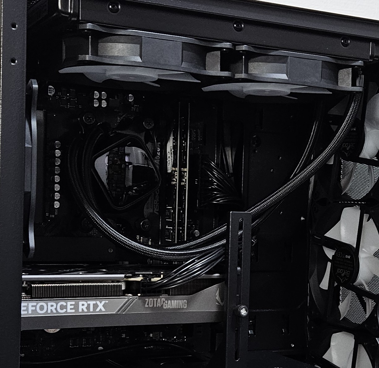 NEXTGEAR JG-A7G6Tの簡易水冷クーラー